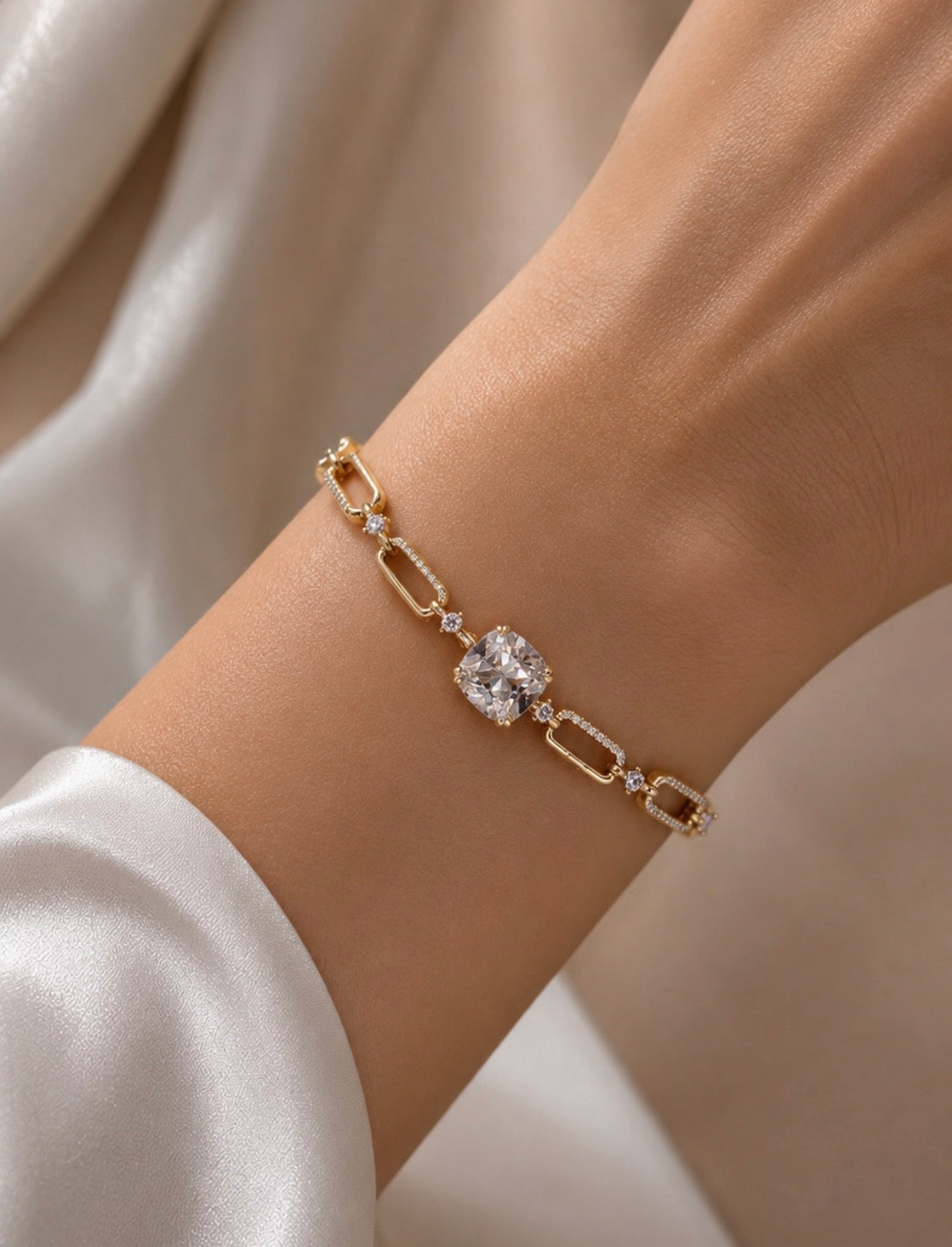 Radiant Solitaire Bracelet