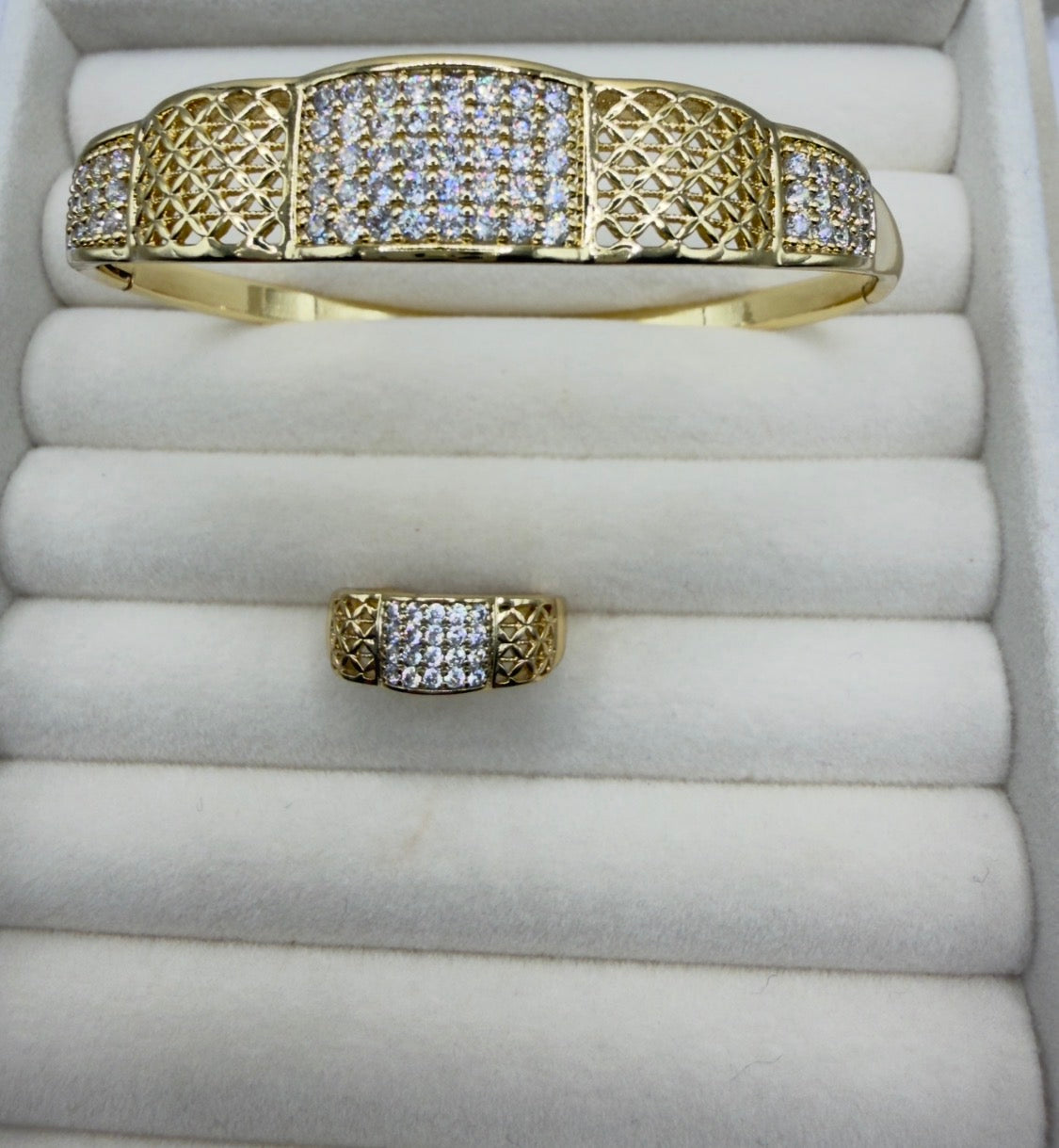 Zirconia Bracelet & Ring set-Textured Design