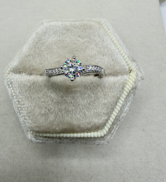 White Gold-Plated solitaire Ring