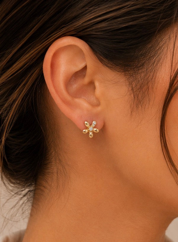 Daisy Stud Earrings