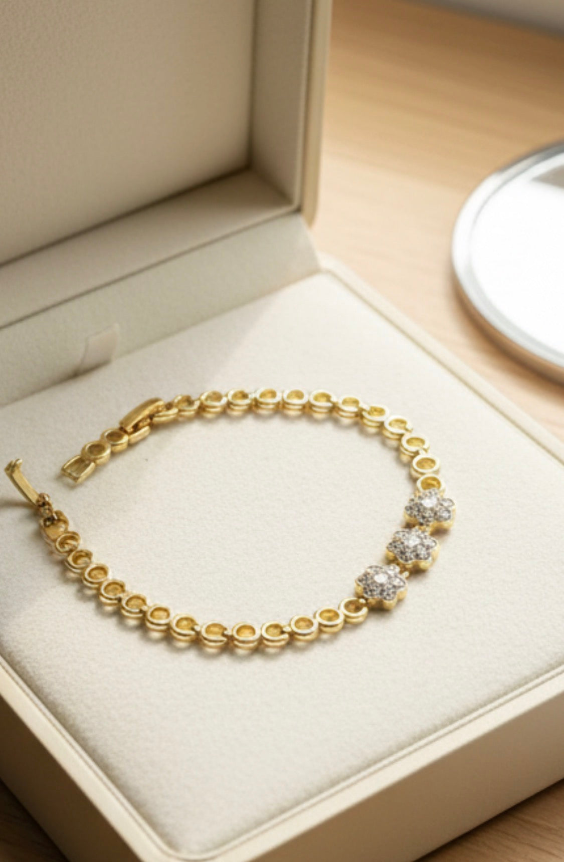 Floral Zirconia Link Bracelet